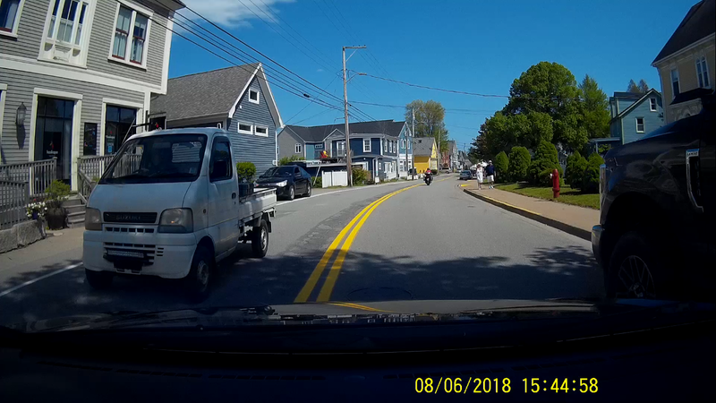 YAY!!!! JDM import Suzuki Carry kei truck in Mahone Bay! I still ponder if I should get one of my own sometime! I don’t care that they are basic, underpowered and unsafe! :P This one would be around a 1999-2002 model.